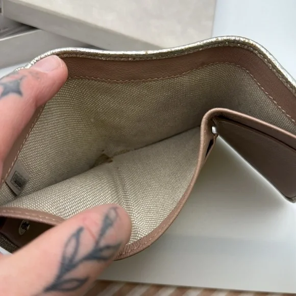 💎 JIMMY CHOO - Star-Embellished Wallet - Picture 6 of 7